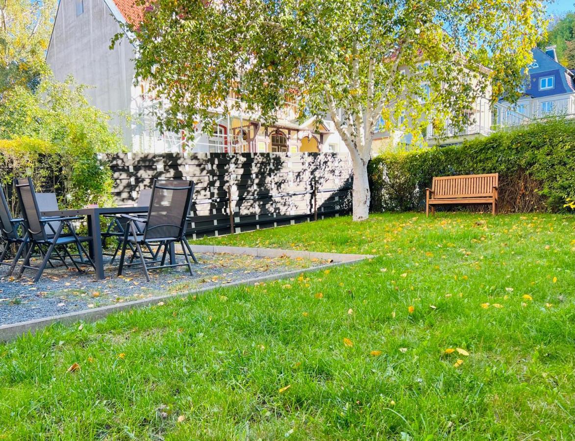 Schlossblick #innenstadt #garten #netflix Von Harztraveler *