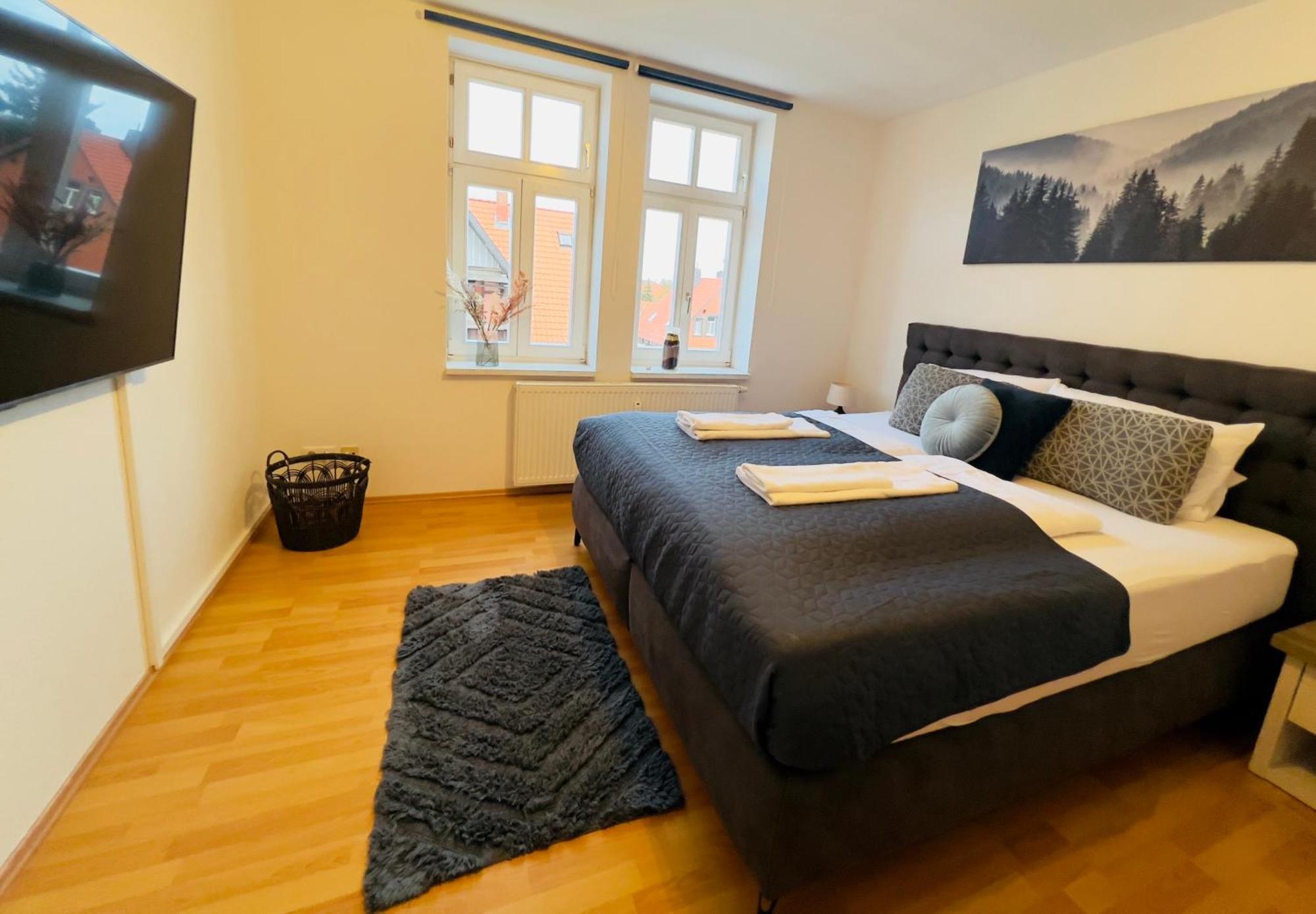 Schlossblick #innenstadt #garten #netflix Von Harztraveler *